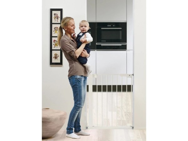 20546-10_babydan-zabrana-slimfit--kov-bila-60-5-66-5-cm-s-tlakovym-upevnenim-bez-vrtani--s-prodlouzenimi-az-do-93cm